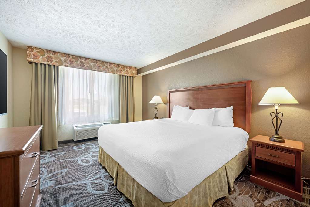 Best Western Plus Mid Nebraska Inn & Suites - photo 35