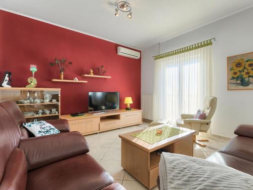 Apartment Laura by Interhome — 4-Star Luxury Hotel in Galizana, Croatia