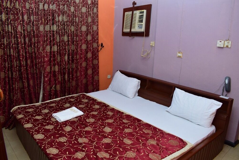 Classic hotel — Ijebu-Ode — photo 3