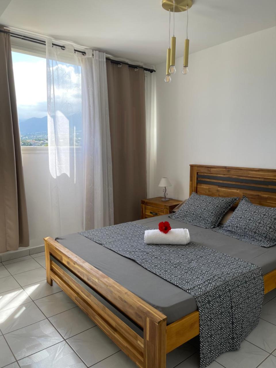 Eclats D'etoiles Rooftop Piscine by Sister Home — 4-Star Luxury Hotel in Saint-Pierre, Réunion
