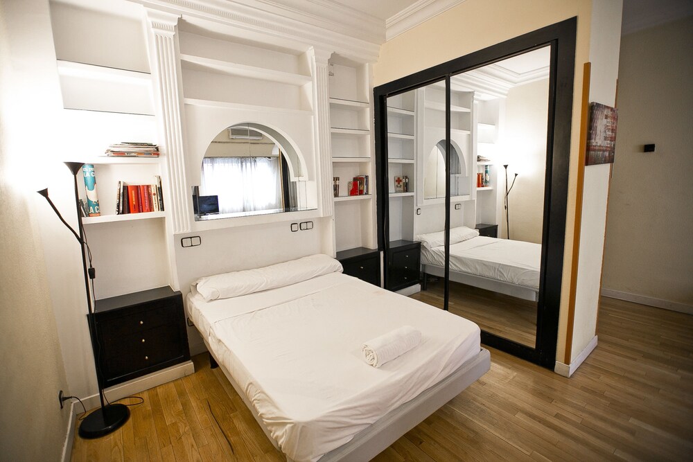 Apartamento Plaza España hotel Casa de Campo Madrid