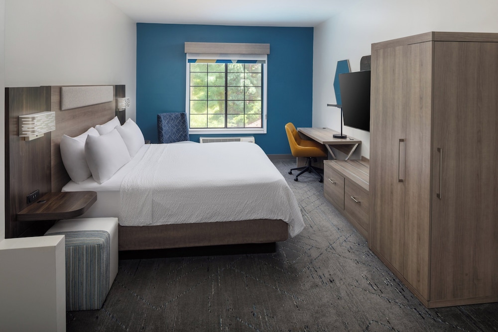 Holiday Inn Express & Suites Albermarle by IHG - photo 6