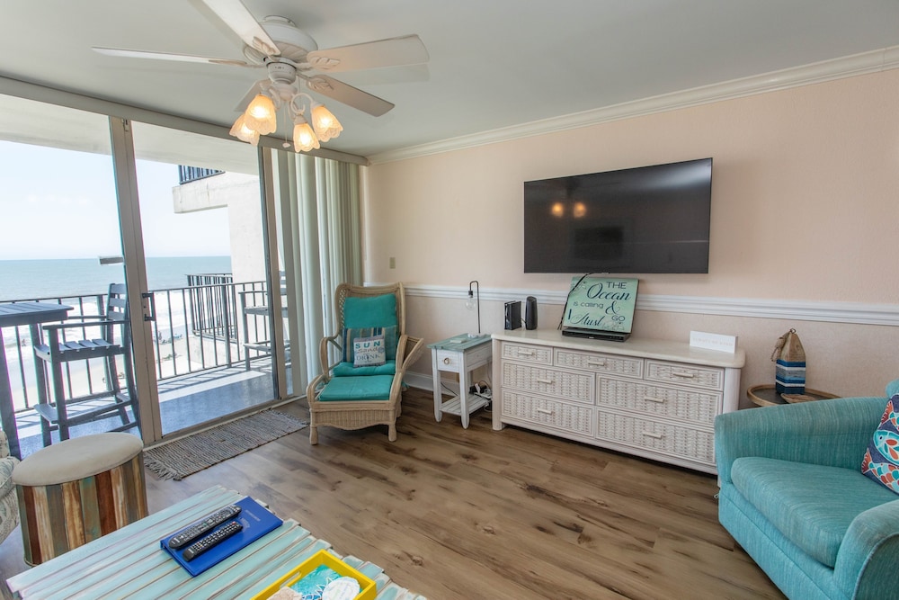 Royal Garden Resort 401 3 Bedroom Condo by Redawning - photo 19