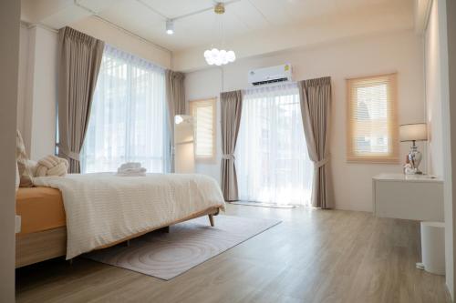 2BR minimal mu ji style 130SQM