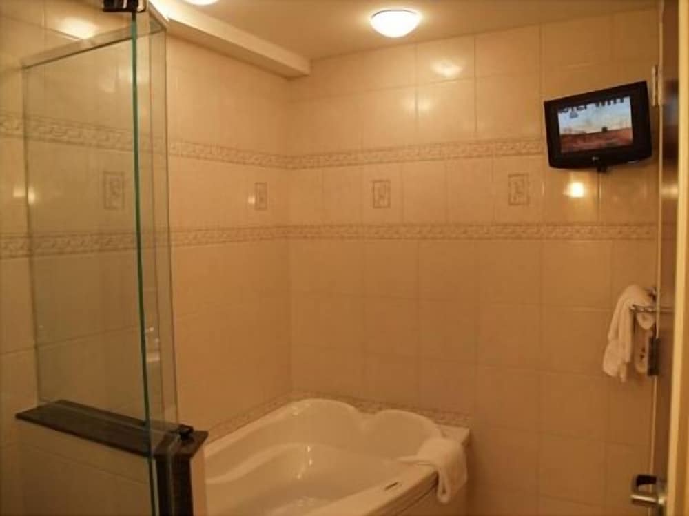 Hilton Garden Inn Bangor - photo 37