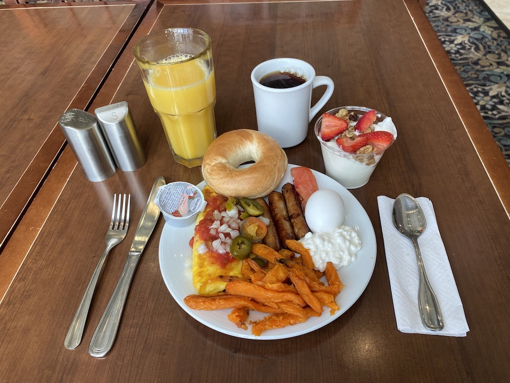 Staybridge Suites Great Falls by IHG - photo 97