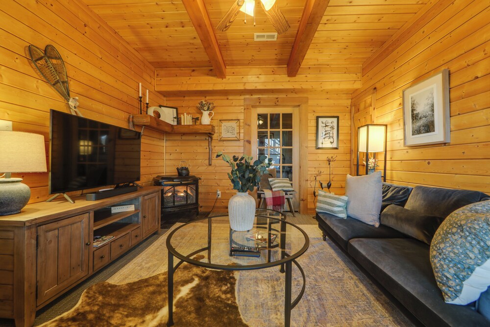 Secluded Mtn View Retreat in Mars Hill in Mars Hill, United States