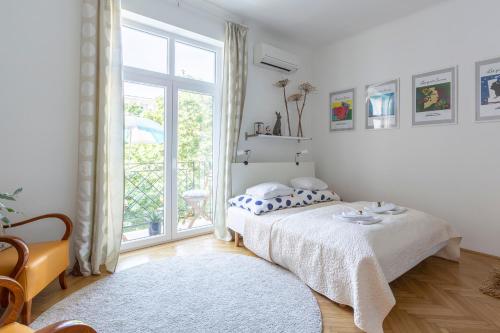 Gorgeous flat right near the City Center — 4-Star Luxury Hotel in Budapest, Hungary