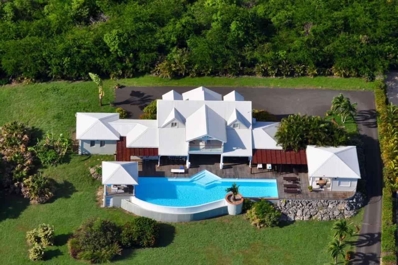 Villa Karukera — 4-Star Luxury Hotel in Saint-Francois, Guadeloupe