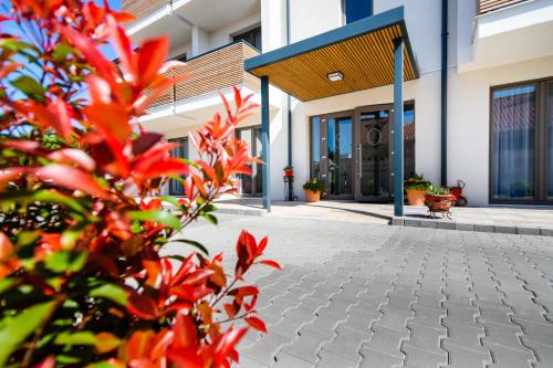 Villa La Via — 4-Star Luxury Hotel in Dunajska Streda, Slovakia