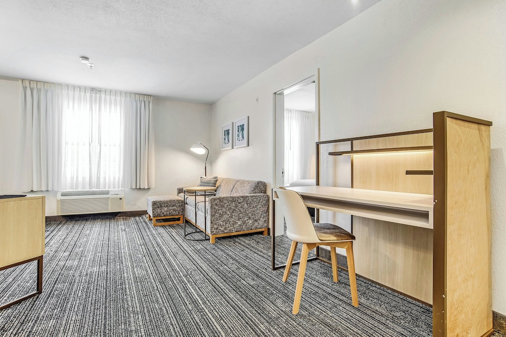 TownePlace Suites By Marriott Mobile - photo 9