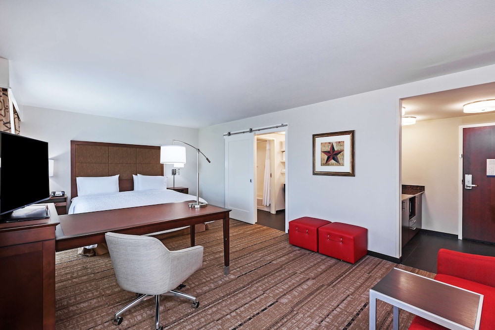 Hampton Inn & Suites Houston I 10 West Park Row - photo 10