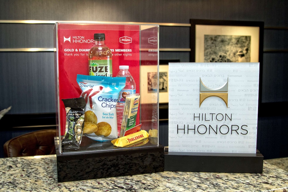 Hampton Inn Laurinburg - photo 4