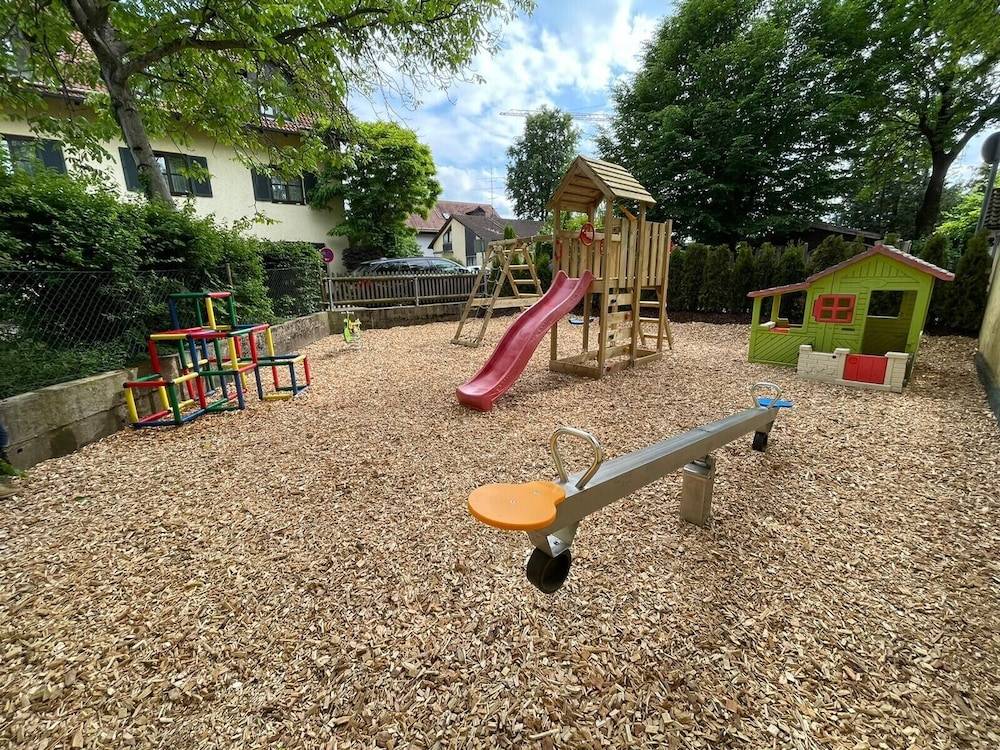 Children's play area - outdoor