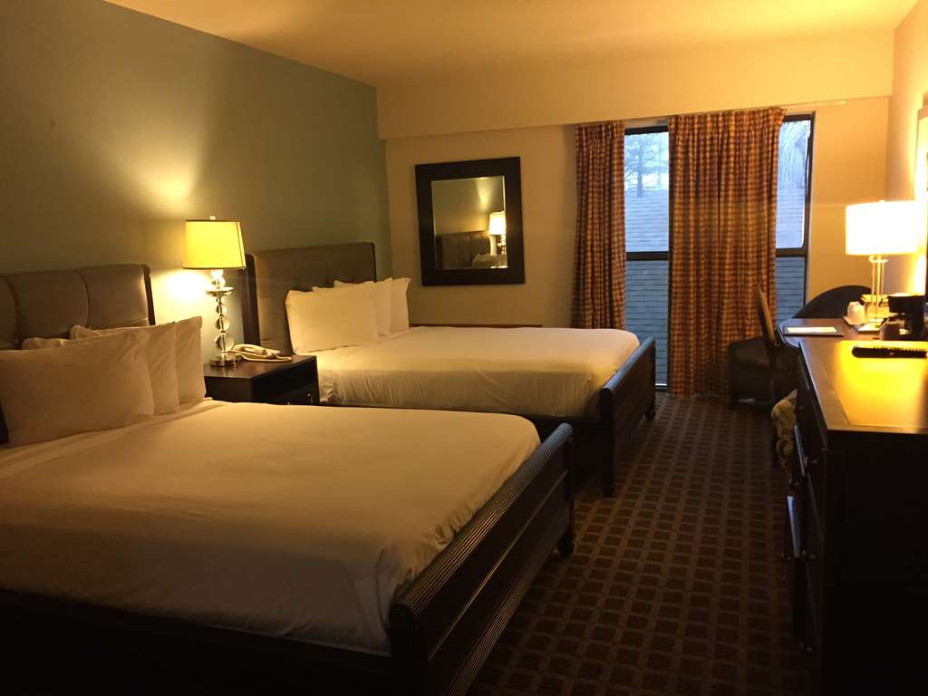 Inn at Grand Glaize - photo 8