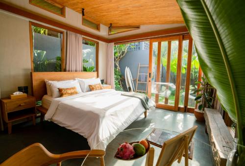Masa Kecil Studio Uluwatu Stylish 1 BR Studio with Refreshing Plunge Pool and Private Garden — 4-Star Luxury Hotel in Pecatu, Indonesia