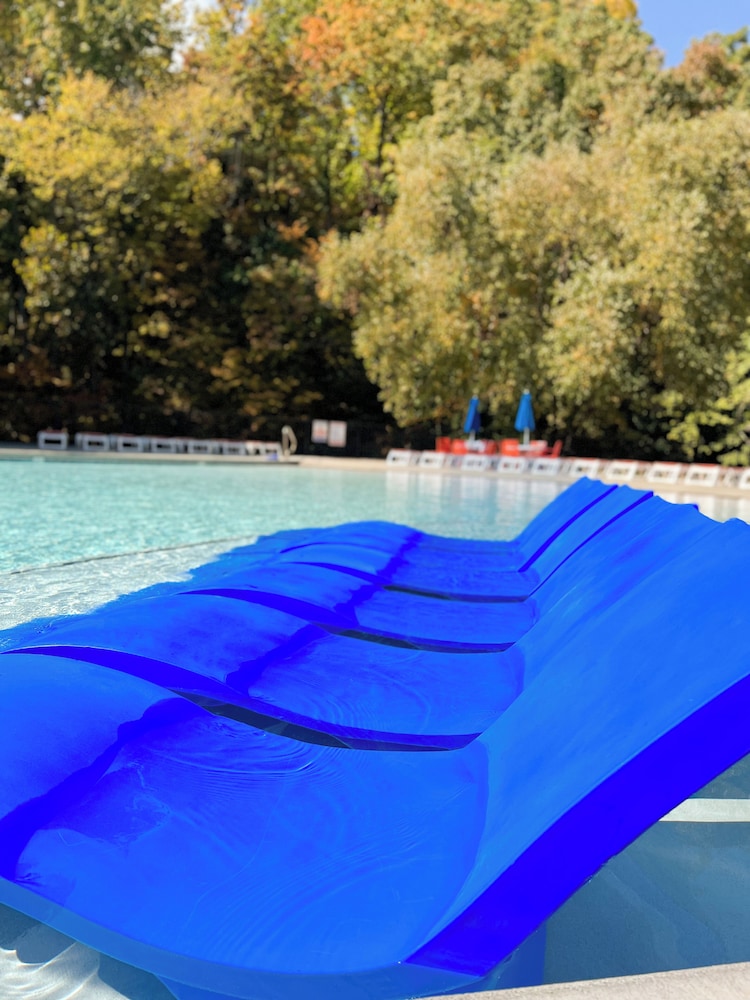 Country Cascades Waterpark Resort - photo 34