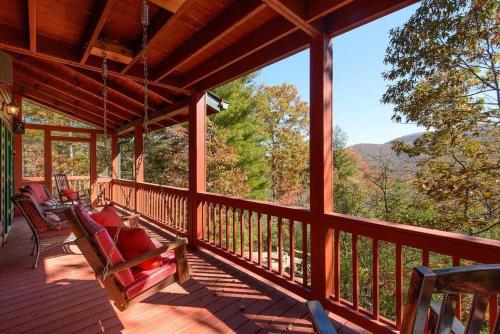 Higher Ground - carbon neutral hotel in Blue Ridge