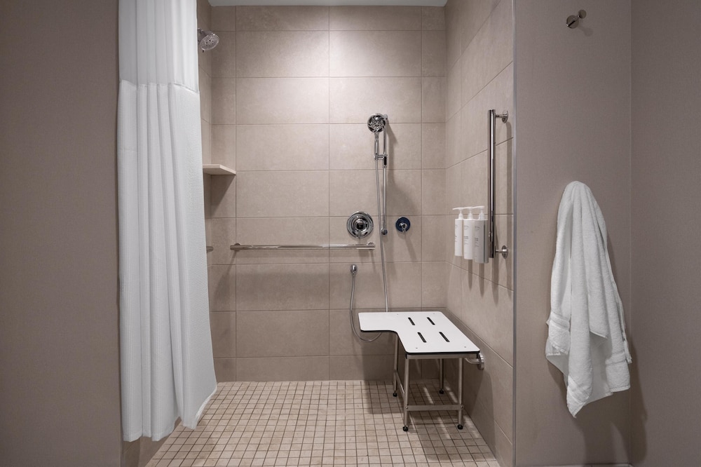 Hilton Garden Inn Greenville University Area - photo 26