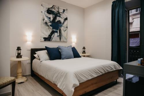 Terra Mia Suite Chi tene' o mare — 4-Star Luxury Hotel in Naples, Italy