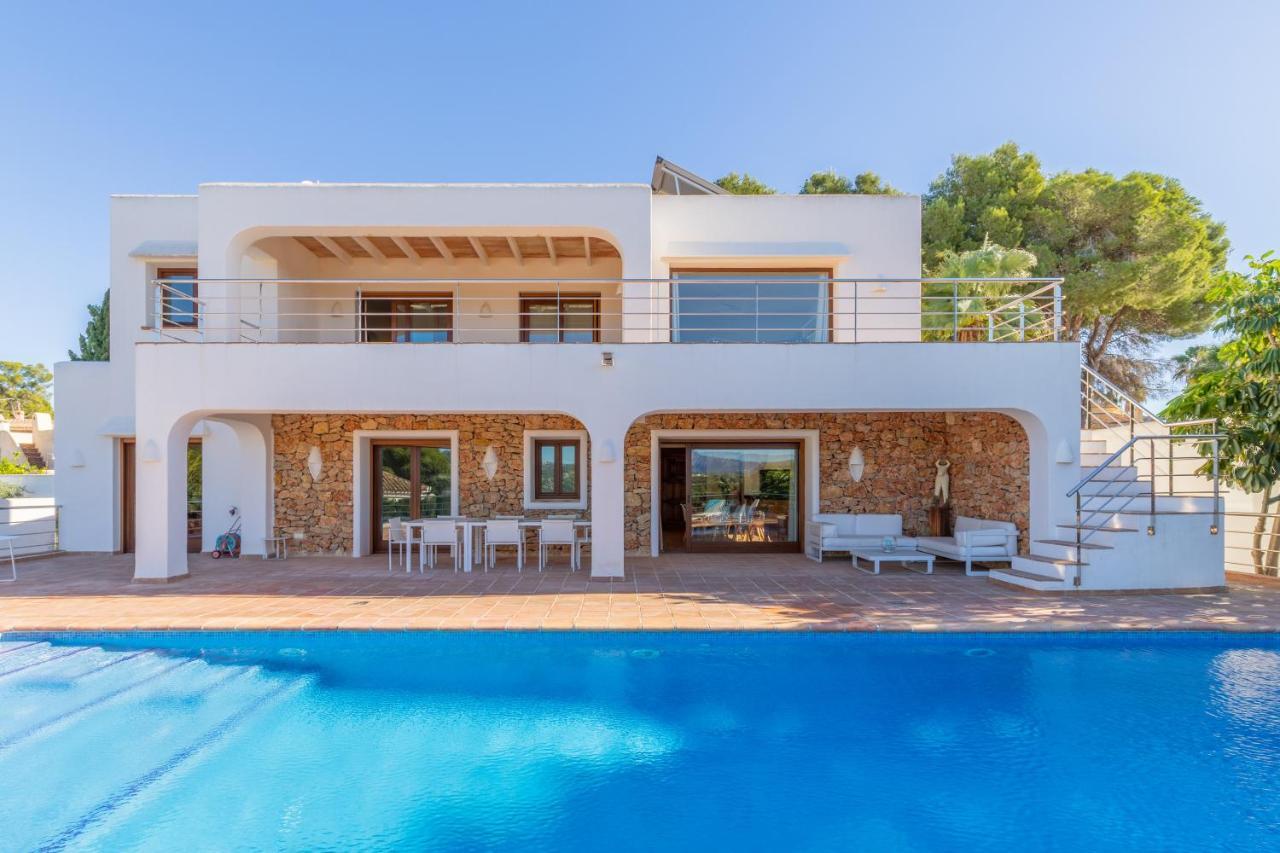 Casa Once Moraira — 4-Star Luxury Hotel in Moraira, Spain
