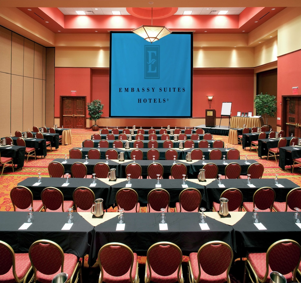 Embassy Suites by Hilton Norman Hotel & Conference Center - photo 37