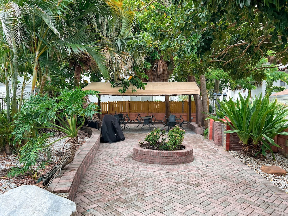 TropiRock A North Beach Village Resort Hotel - photo 42