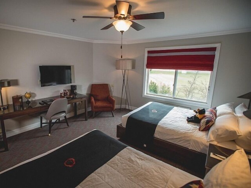 Minerals Hotel - photo 4