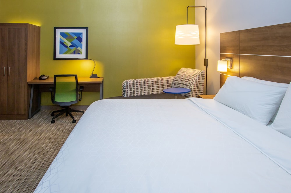 Holiday Inn Express Hotel & Suites Roseville Galleria Area by IHG - photo 33