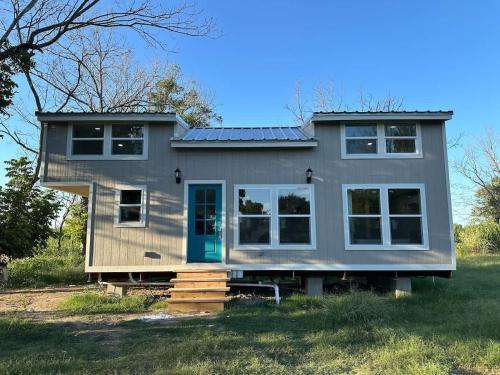 New Entire Tiny Luxury Home — 4-Star Luxury Hotel in Austin, United States