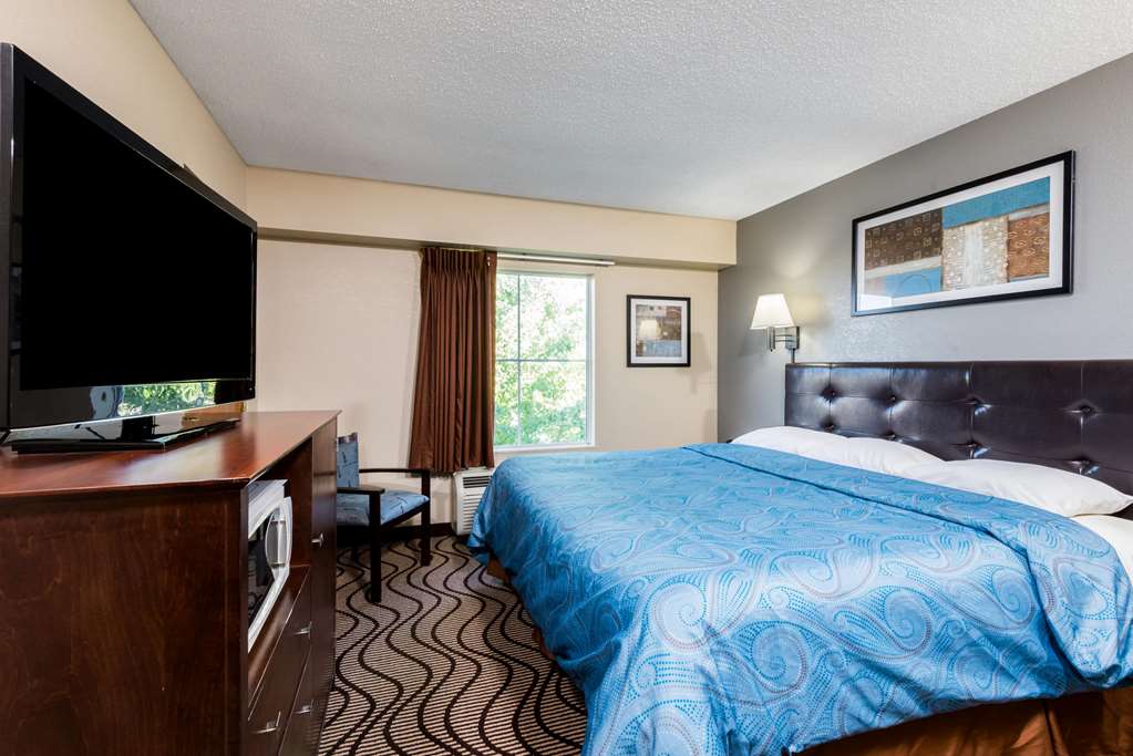 Super 8 by Wyndham Mars Cranberry Pittsburgh Area - photo 10