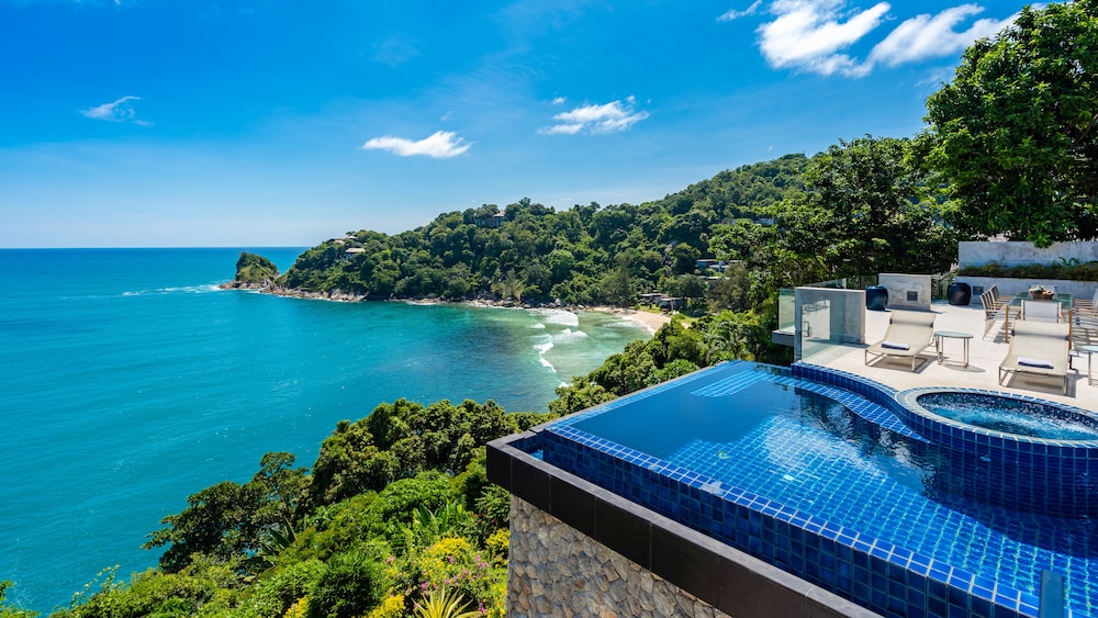 Villa Viman — 5-Star Luxury Hotel in Kathu, Thailand