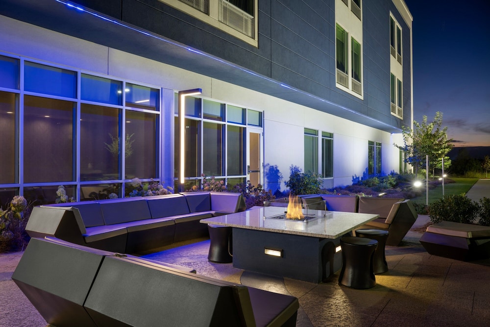 SpringHill Suites by Marriott Birmingham Gardendale - photo 26