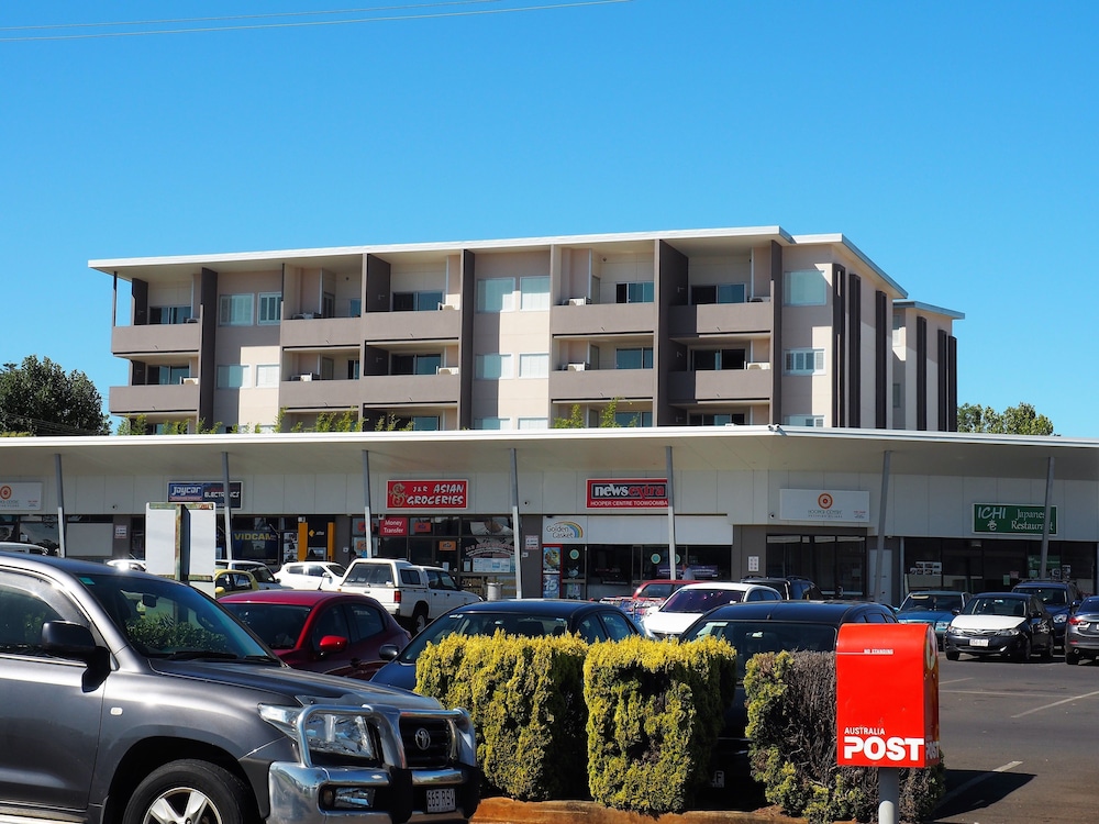 Laguna Serviced Apartments — 4-Star Luxury Hotel in Toowoomba, Australia
