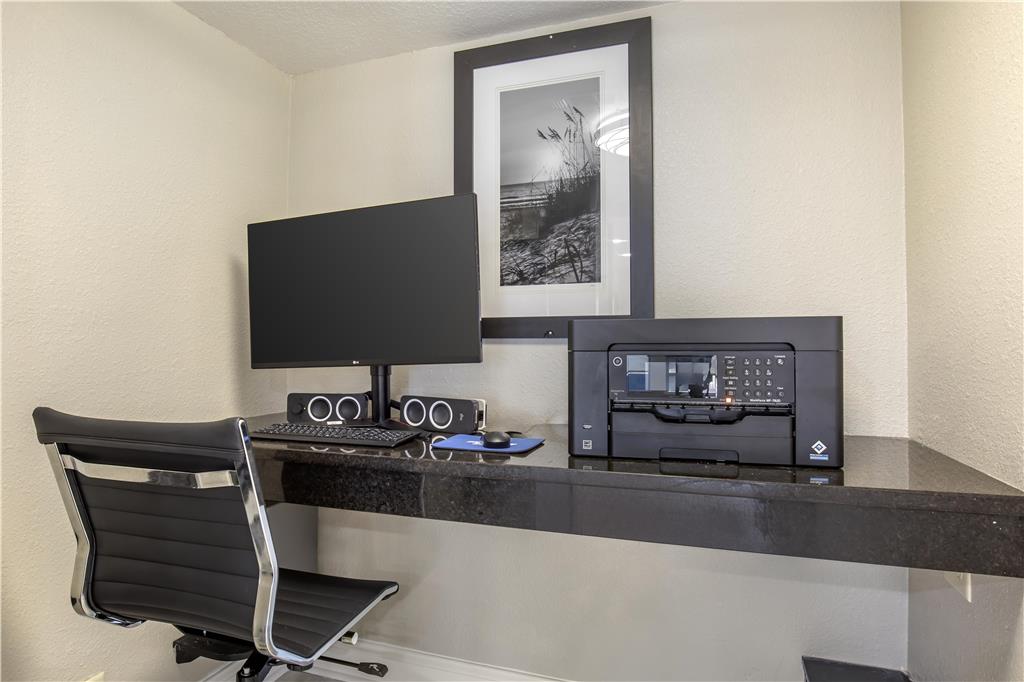 Best Western Salisbury Plaza - photo 9