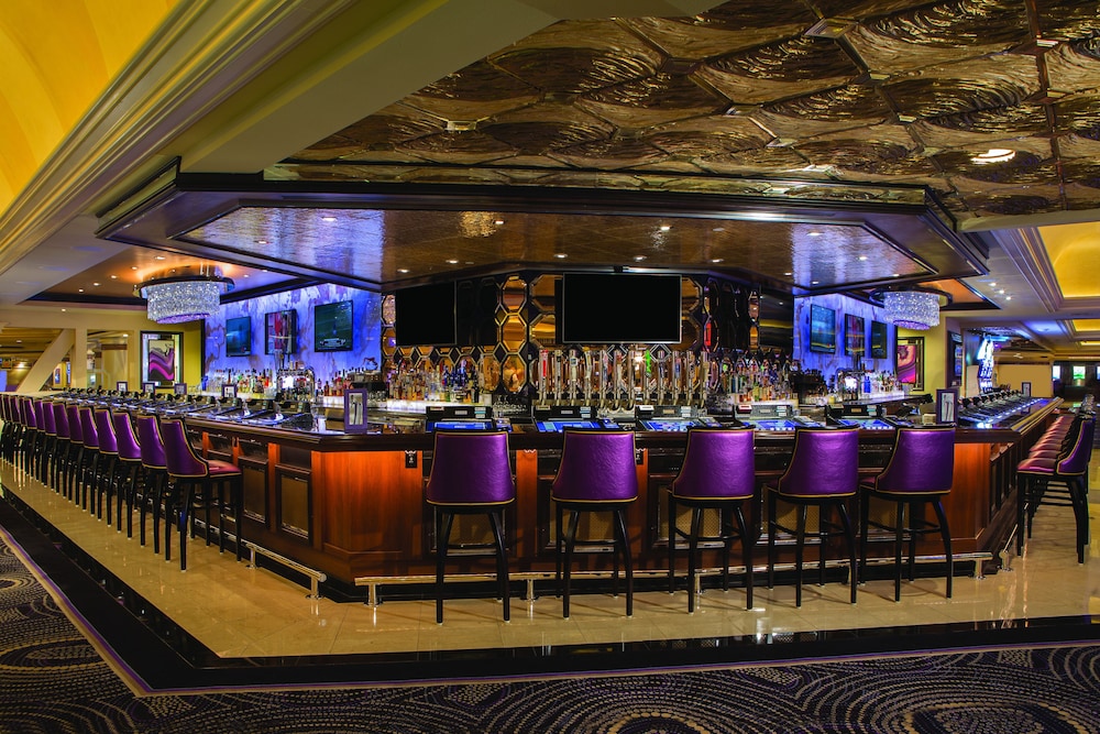 Harrah s Las Vegas A Caesars Rewards Destination - photo 90