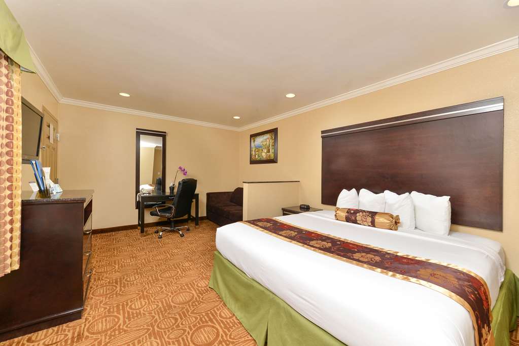 Rodeway Inn San Diego Near SDSU - photo 6
