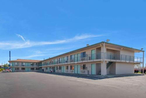 Budget Inn Yakima - photo 8