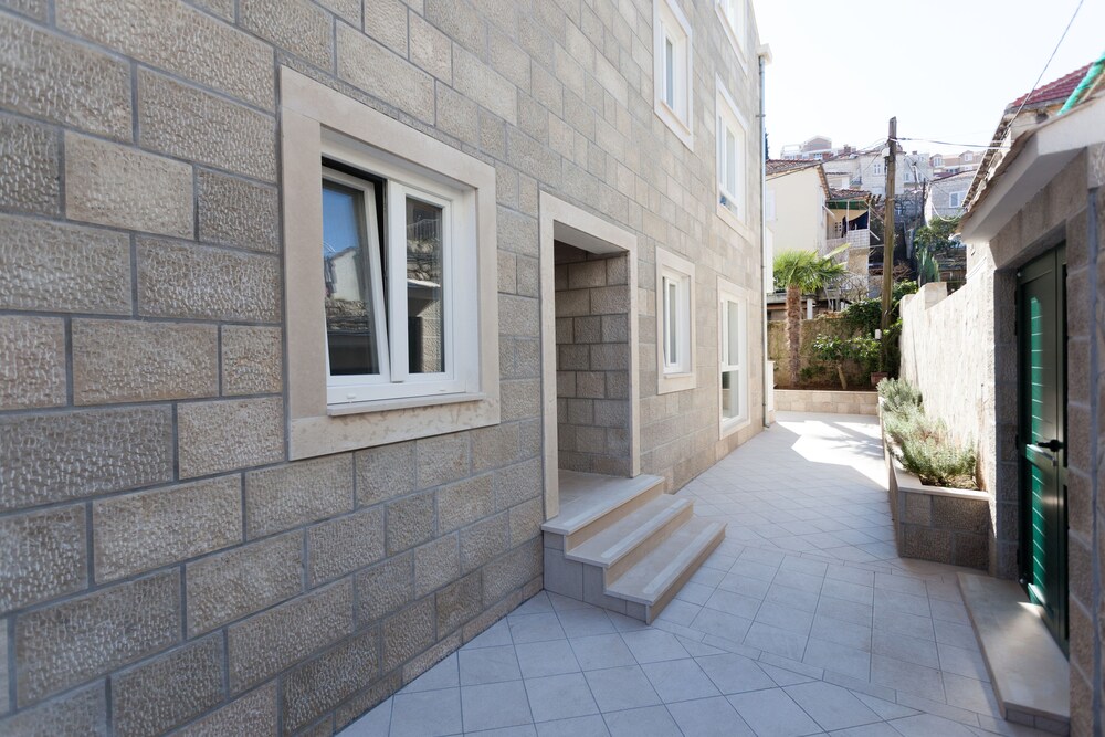 Apartment Bora — 4-Star Luxury Hotel in Dubrovnik, Croatia