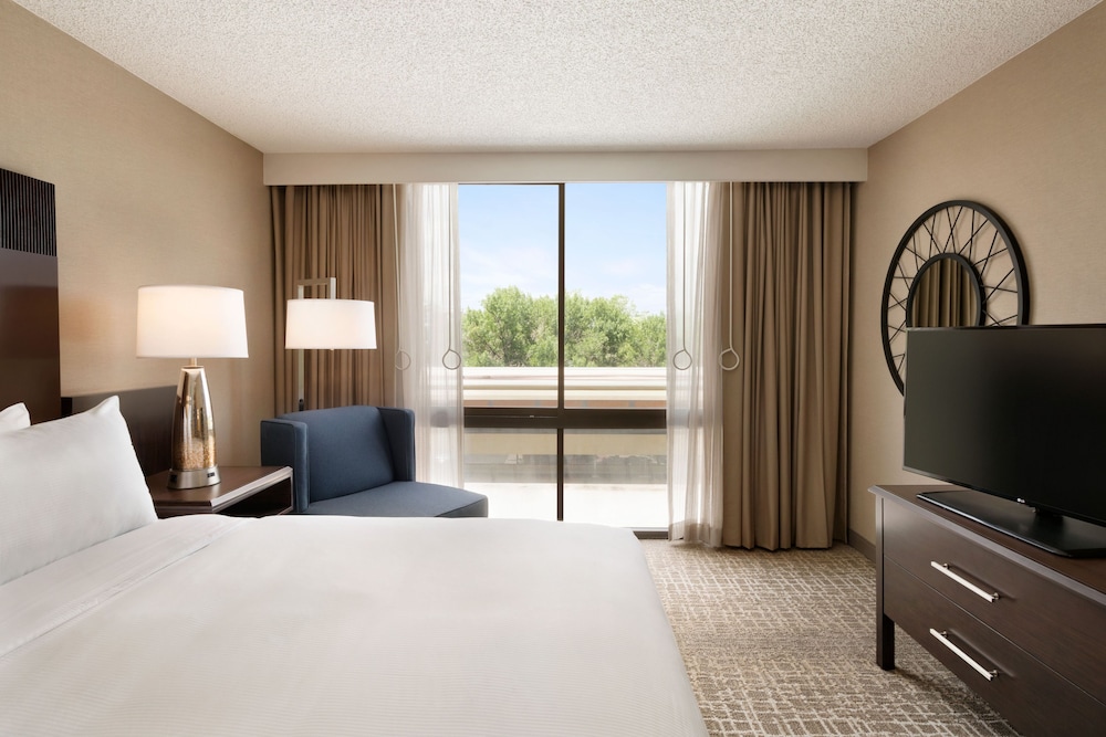 Hilton Fort Collins - photo 31