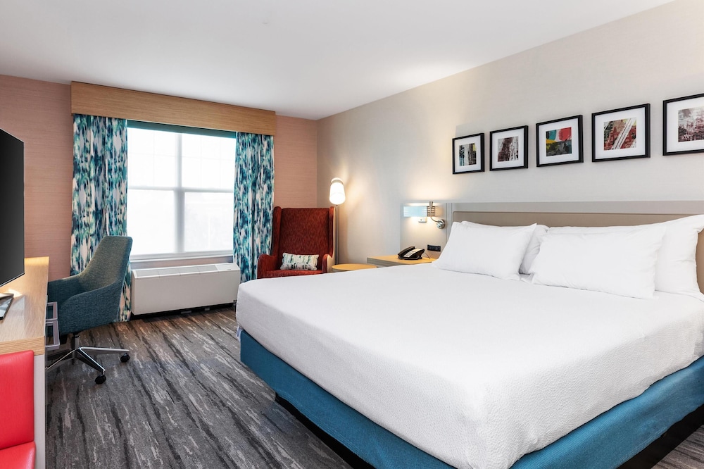 Hilton Garden Inn Auburn - photo 18
