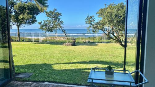 Nellelani No 4 — 4-Star Luxury Hotel in Margate, South Africa