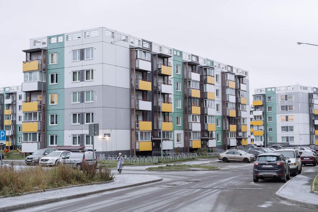 9 Nights on Sofia Kovalevskaya Street in Petrozavodsk, Russia