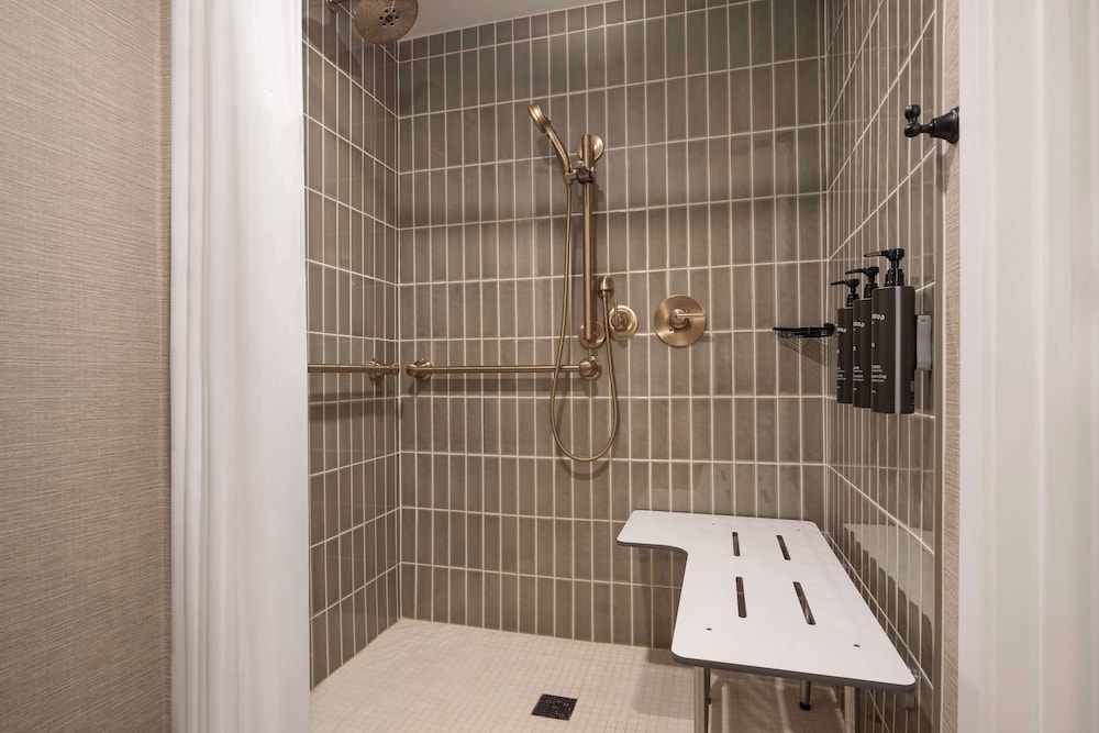 The Scottsdale Resort & Spa Curio Collection by Hilton - photo 28