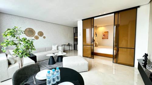 La Corniche Souvenirs AppartAli — 4-Star Luxury Hotel in Casablanca, Morocco