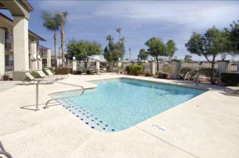 Americas Best Value Inn Phoenix I 10 West - photo 18