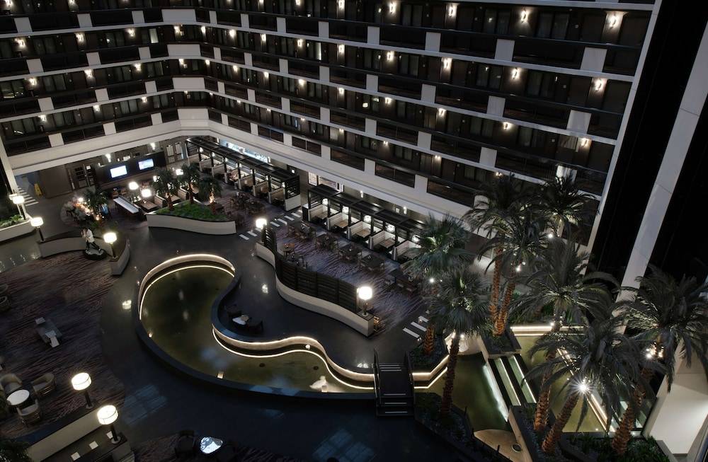 Embassy Suites by Hilton Las Vegas - photo 3