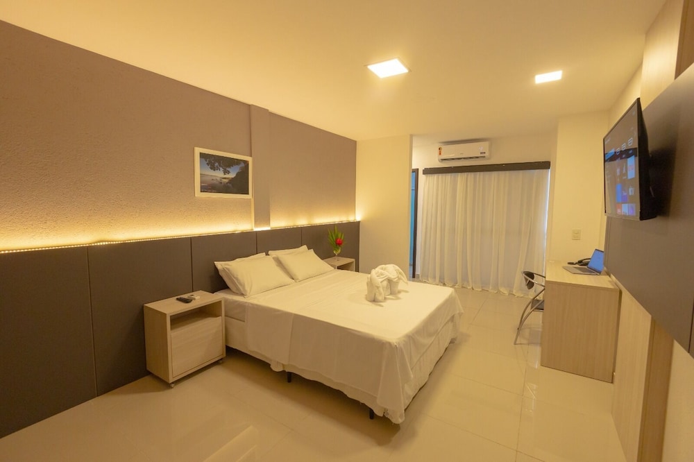 Hotel Bhs — Linhares