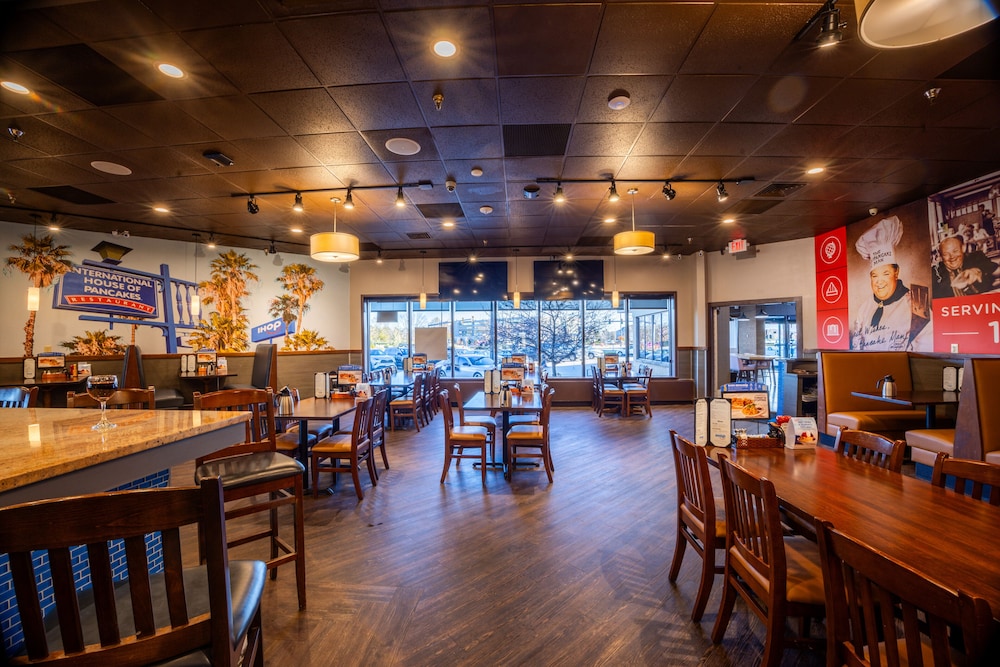 Holiday Inn Brookfield Milwaukee by IHG - photo 47