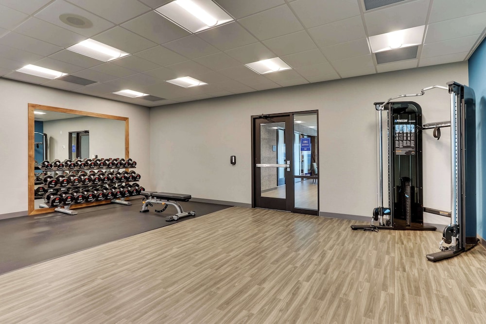 Hampton Inn Lebanon - photo 10